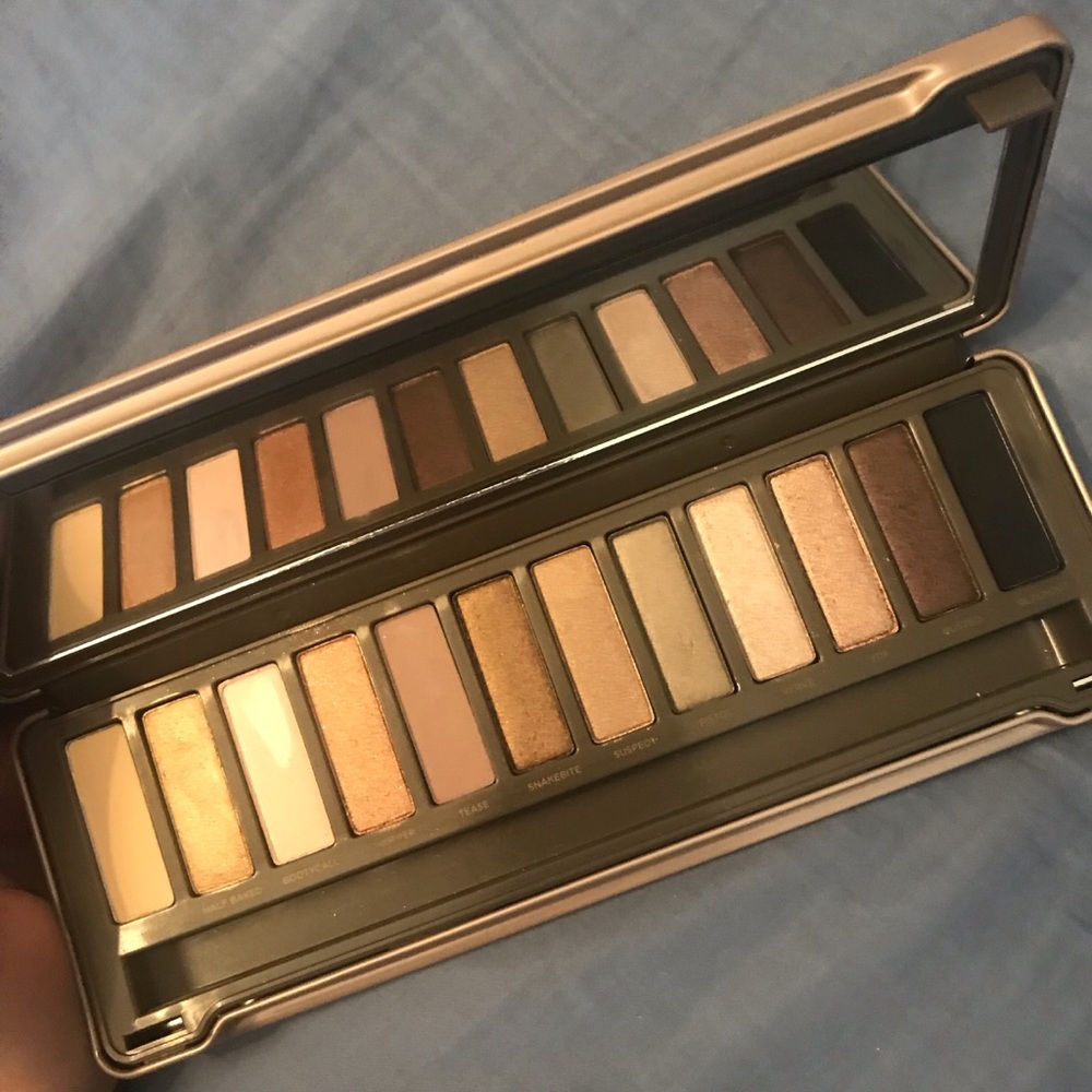 Naked 2 palette by Urban Decay